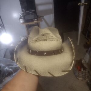 Women's cowboy hat